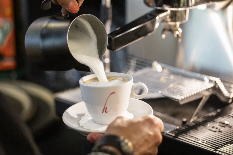 KOFFIE MOMENTje IN DE SCHAKEL